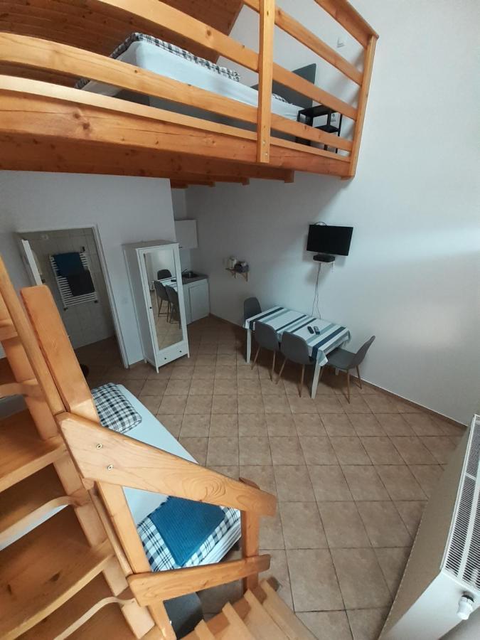 Apartamento Polonia Apartman Egerszalók Exterior foto
