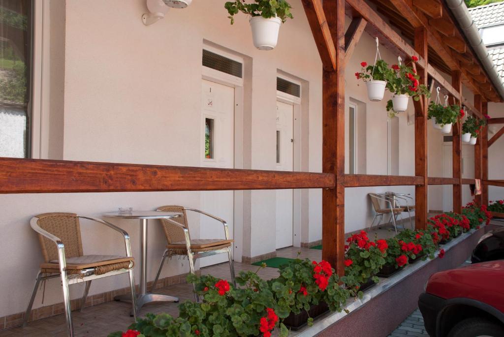 Apartamento Polonia Apartman Egerszalók Exterior foto